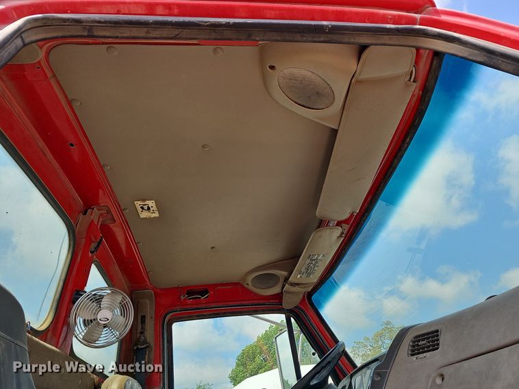 image for item LW9564 2006 Sterling L-Line  ready mix truck