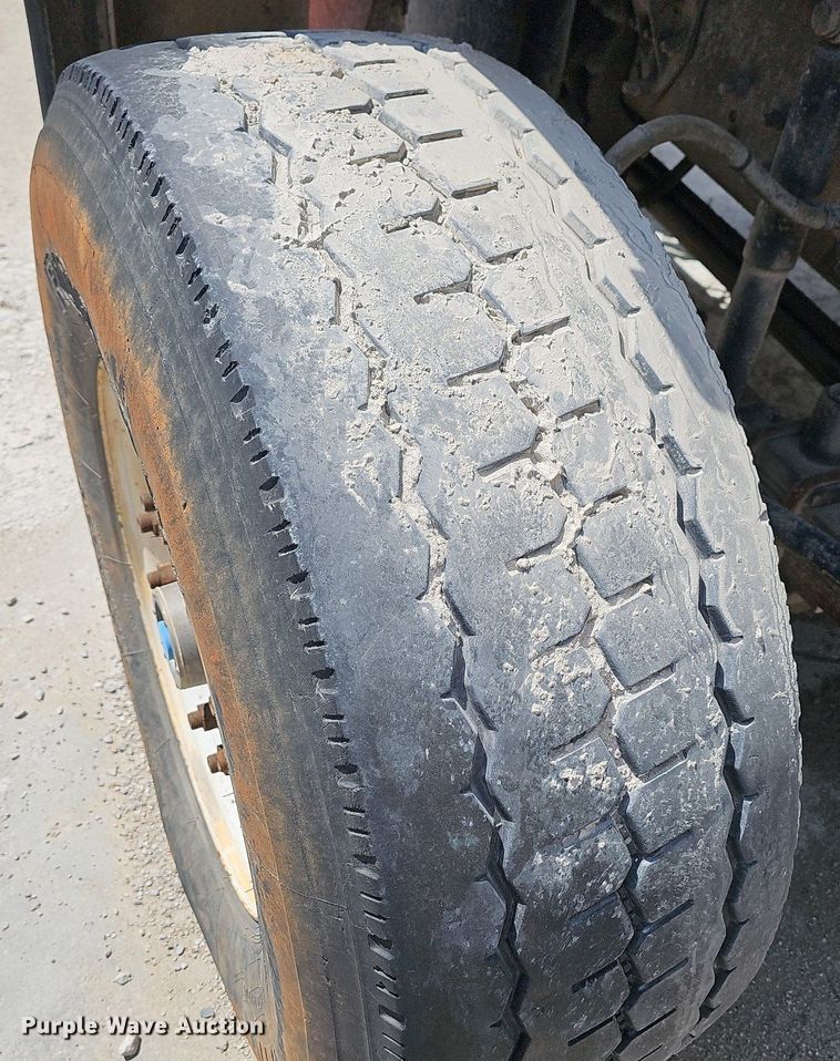 image for item LW9564 2006 Sterling L-Line  ready mix truck