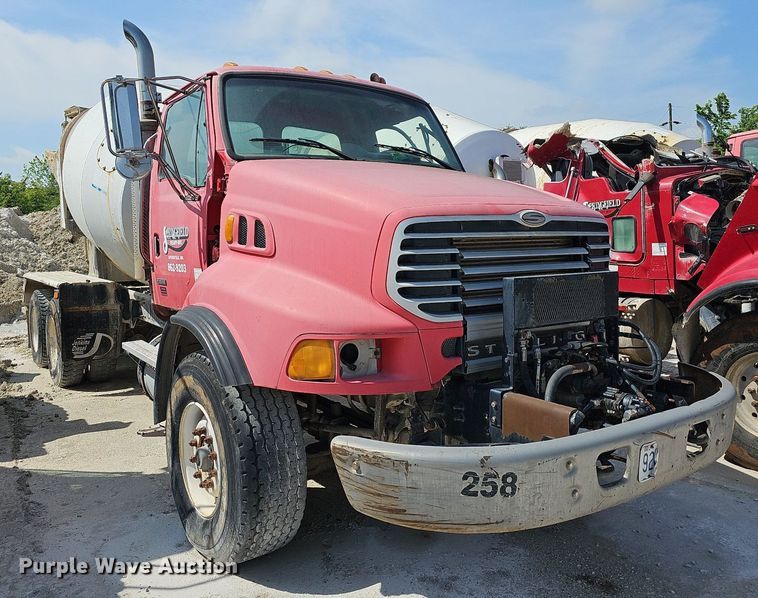 image for item LW9565 2005 Sterling L-Line  ready mix truck