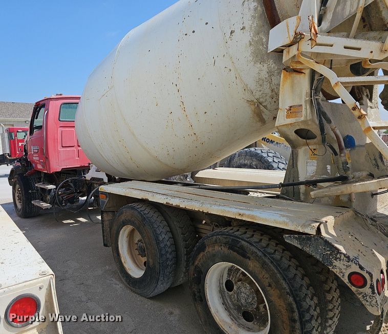 image for item LW9565 2005 Sterling L-Line  ready mix truck