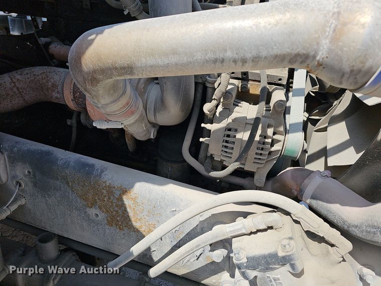 image for item LW9565 2005 Sterling L-Line  ready mix truck