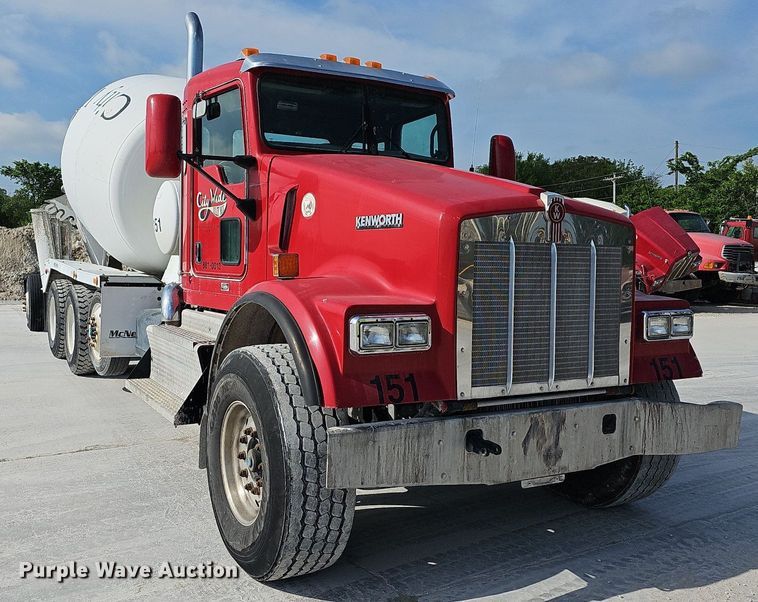 image for item LW9566 2015 Kenworth W900  ready mix truck