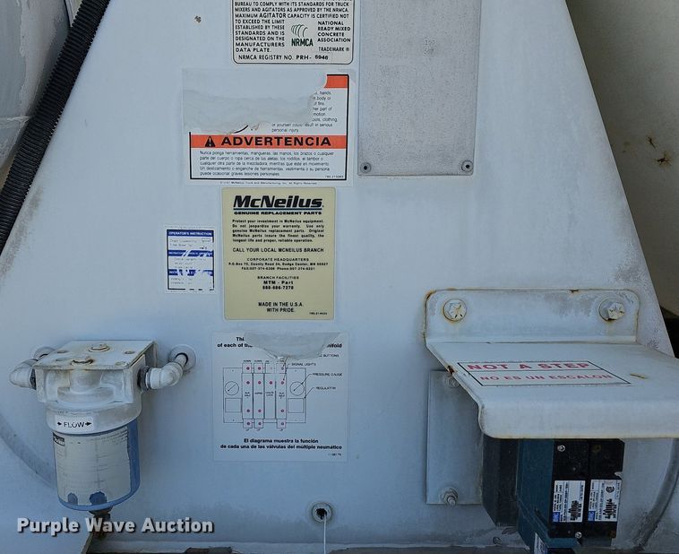 image for item LW9566 2015 Kenworth W900  ready mix truck