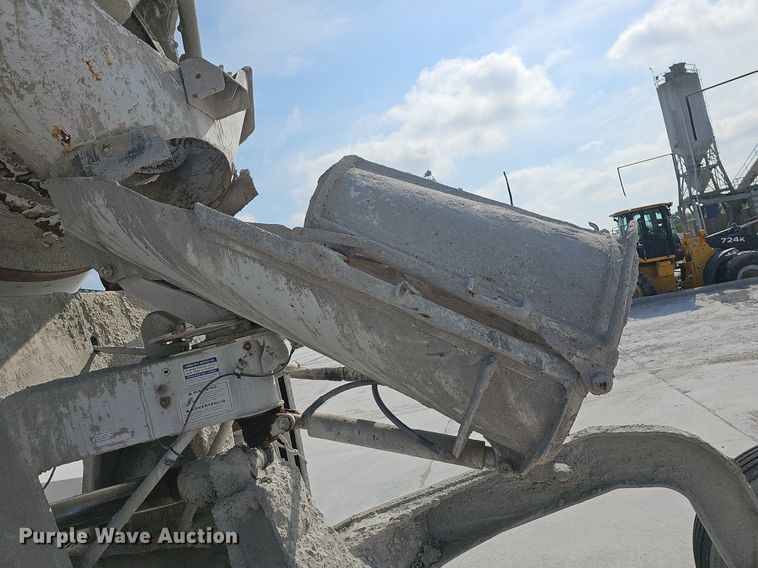 image for item LW9566 2015 Kenworth W900  ready mix truck