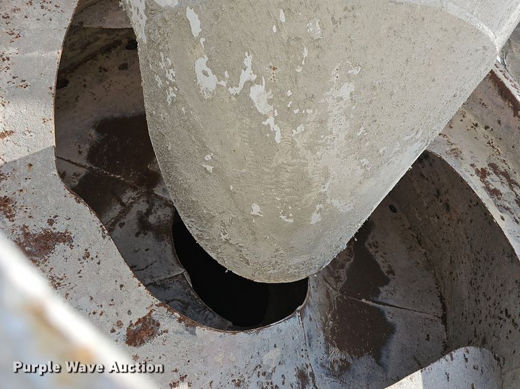 image for item LW9566 2015 Kenworth W900  ready mix truck