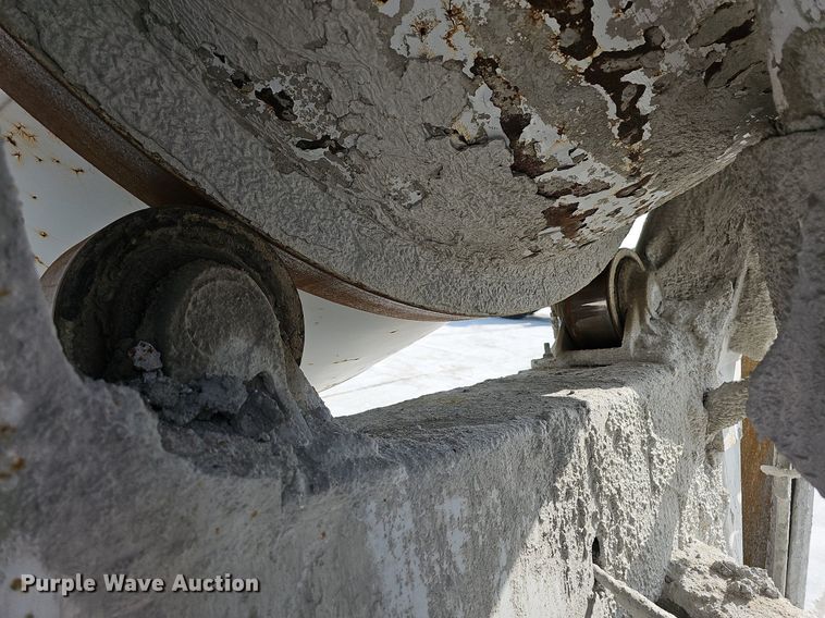 image for item LW9566 2015 Kenworth W900  ready mix truck