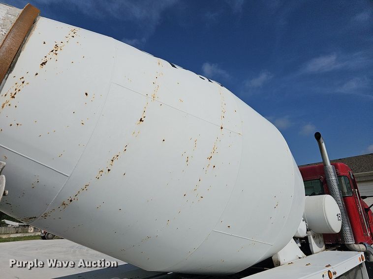 image for item LW9566 2015 Kenworth W900  ready mix truck