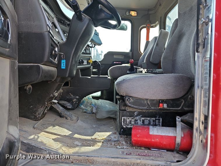 image for item LW9566 2015 Kenworth W900  ready mix truck