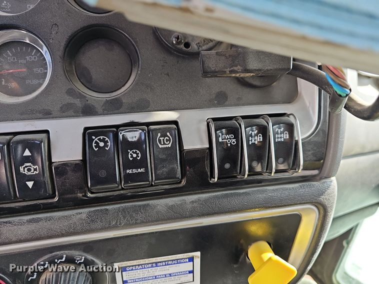 image for item LW9566 2015 Kenworth W900  ready mix truck