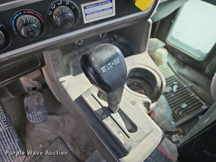 image for item LW9566 2015 Kenworth W900  ready mix truck