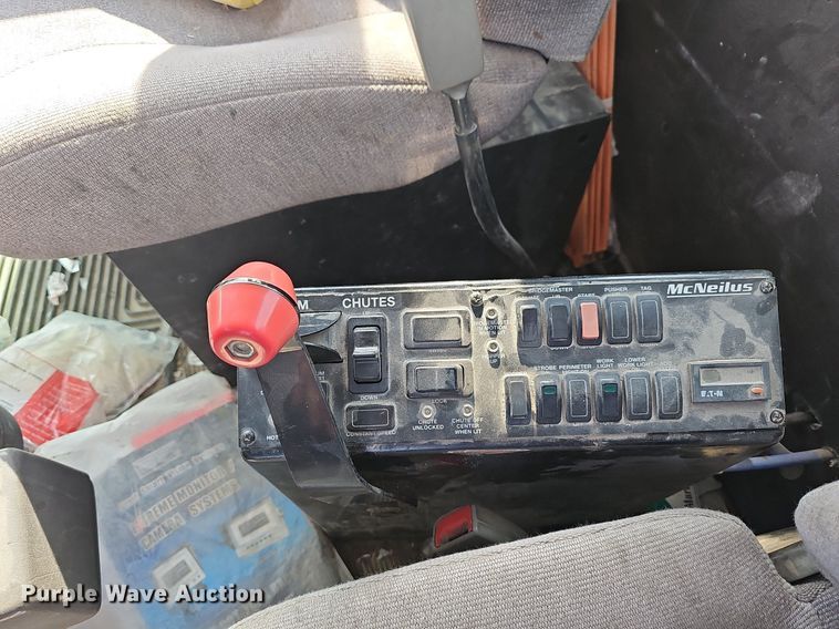 image for item LW9566 2015 Kenworth W900  ready mix truck