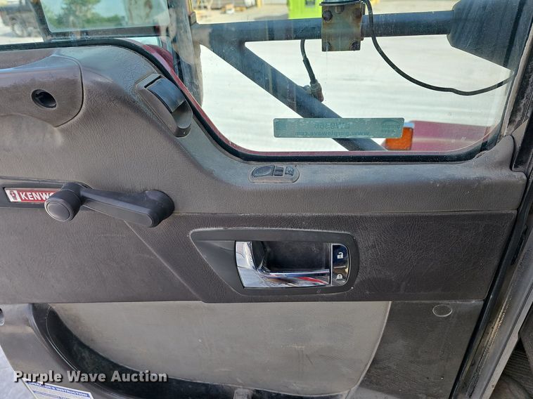 image for item LW9566 2015 Kenworth W900  ready mix truck