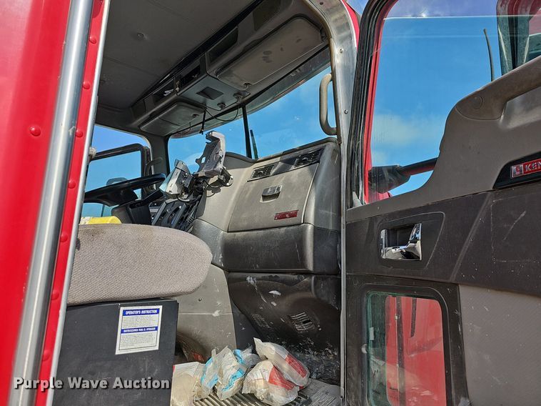 image for item LW9566 2015 Kenworth W900  ready mix truck