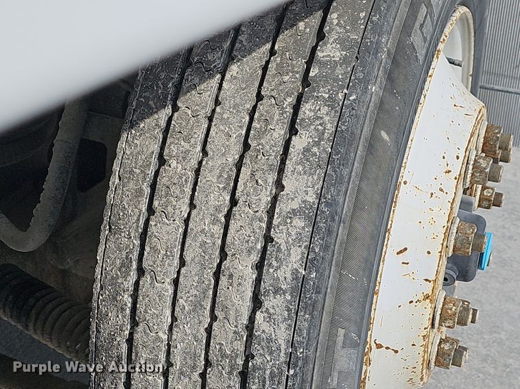 image for item LW9566 2015 Kenworth W900  ready mix truck