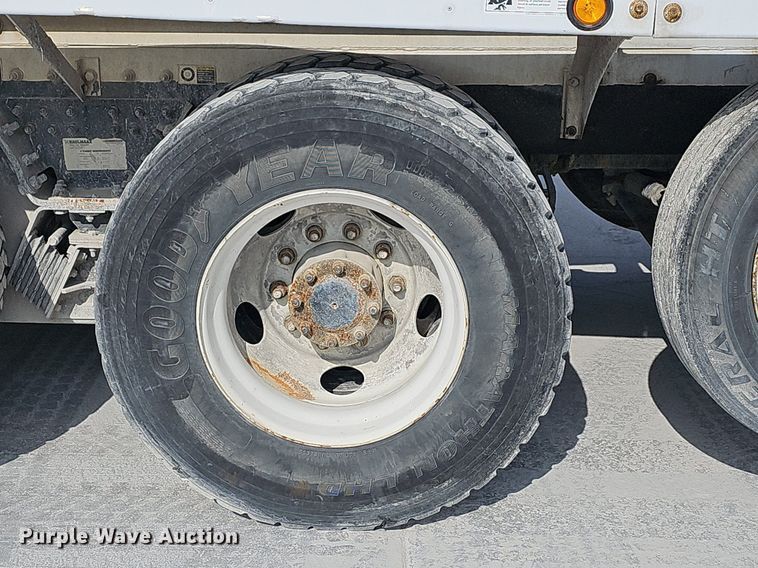 image for item LW9566 2015 Kenworth W900  ready mix truck