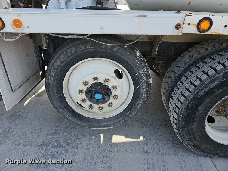 image for item LW9566 2015 Kenworth W900  ready mix truck