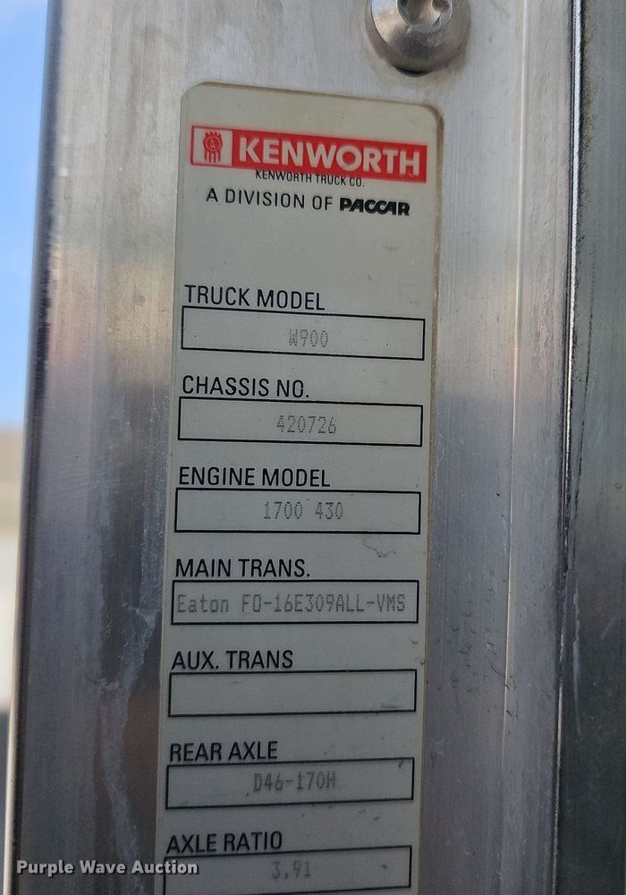 image for item LW9566 2015 Kenworth W900  ready mix truck