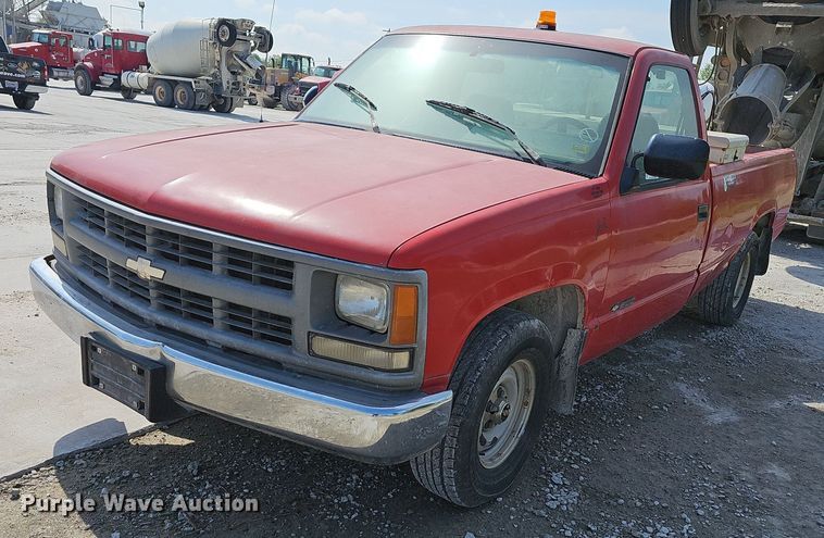 image for item LW9568 1994 Chevrolet C1500  pickup truck