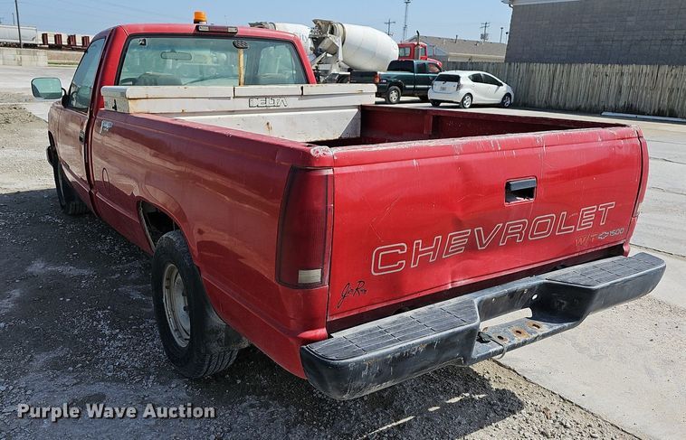 image for item LW9568 1994 Chevrolet C1500  pickup truck