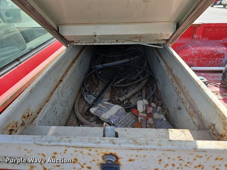 image for item LW9568 1994 Chevrolet C1500  pickup truck