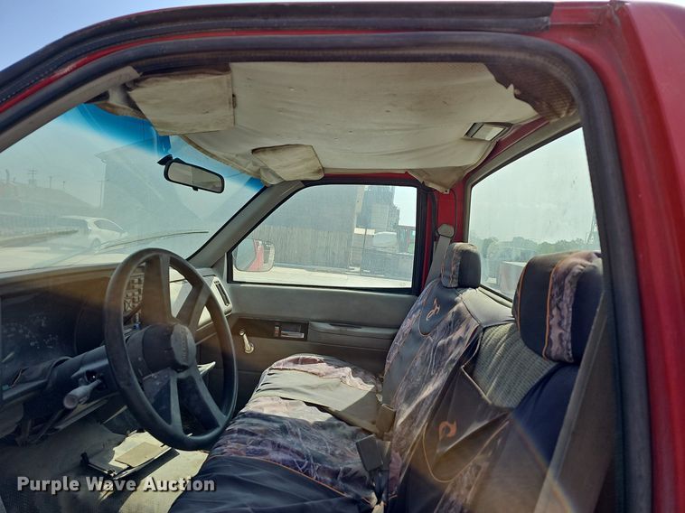 image for item LW9568 1994 Chevrolet C1500  pickup truck