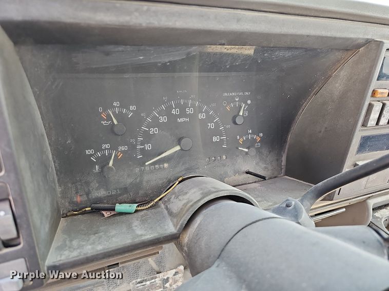 image for item LW9568 1994 Chevrolet C1500  pickup truck