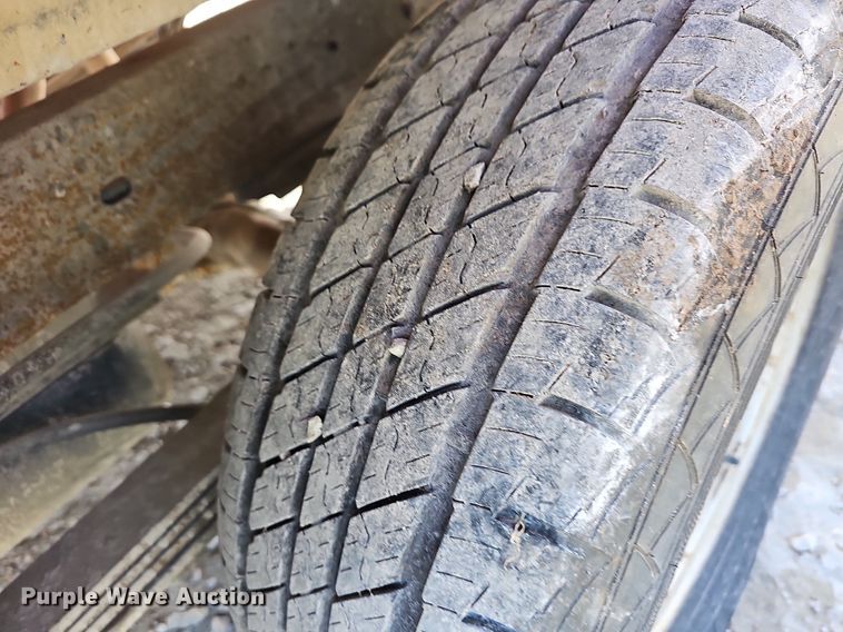 image for item LW9568 1994 Chevrolet C1500  pickup truck