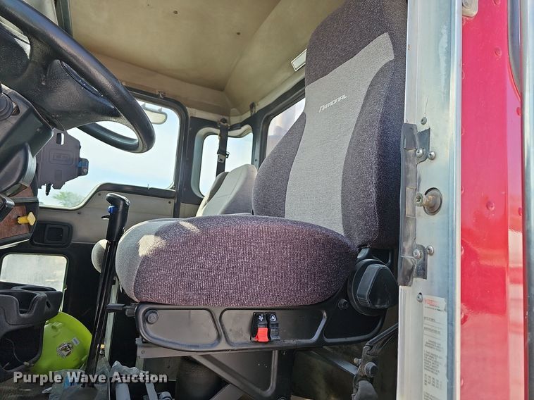 image for item LW9570 2005 Kenworth W900  ready mix truck