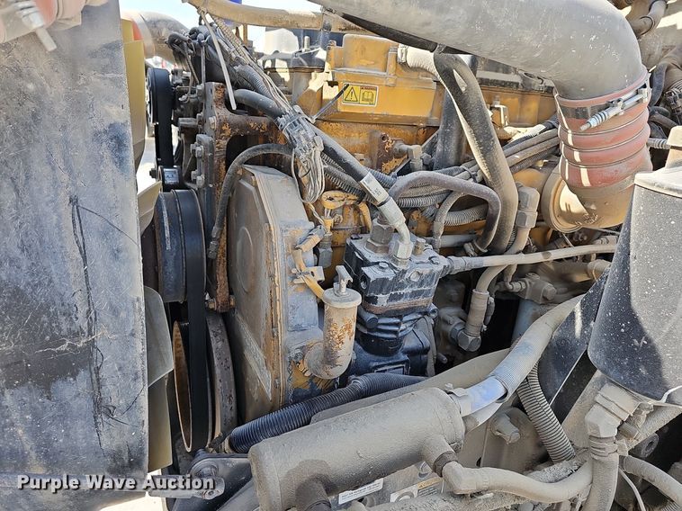 image for item LW9570 2005 Kenworth W900  ready mix truck