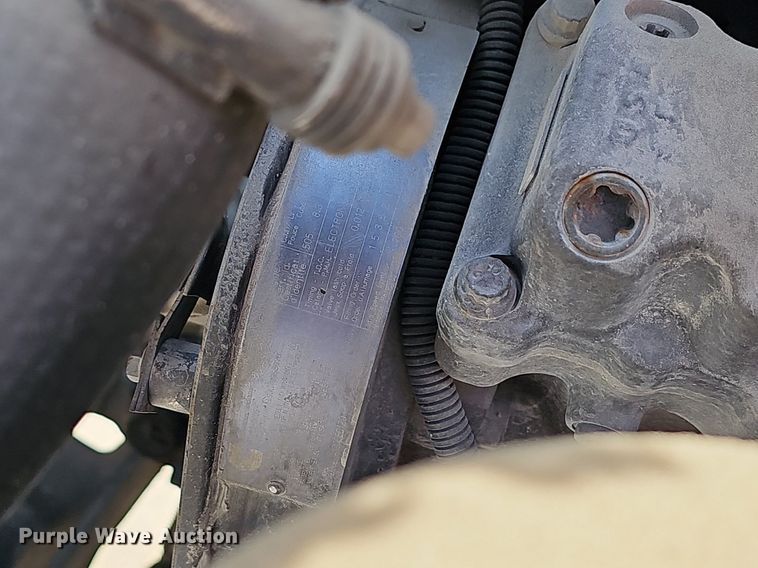 image for item LW9571 2006 Peterbilt 335  ready mix truck