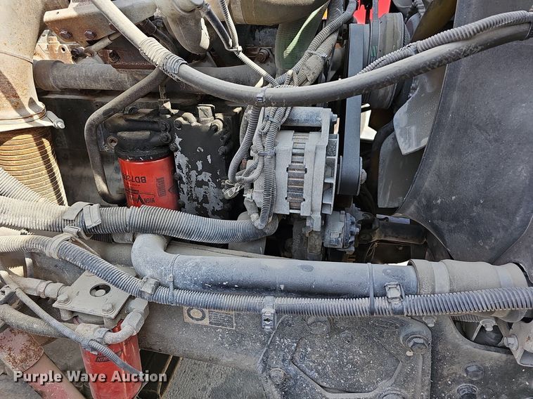 image for item LW9571 2006 Peterbilt 335  ready mix truck