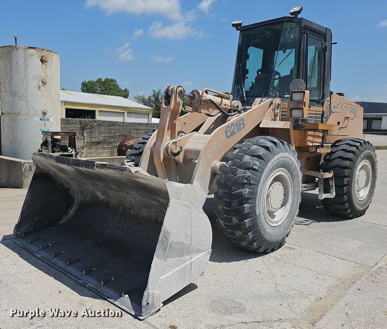 image for item LW9573 1996 Case 621B  wheel loader