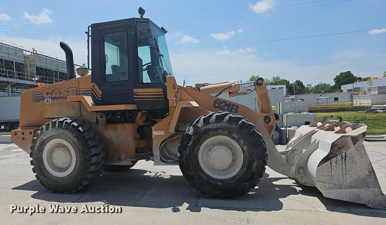 image for item LW9573 1996 Case 621B  wheel loader