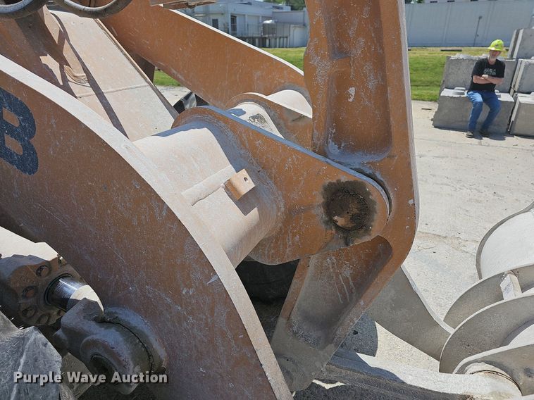 image for item LW9573 1996 Case 621B  wheel loader