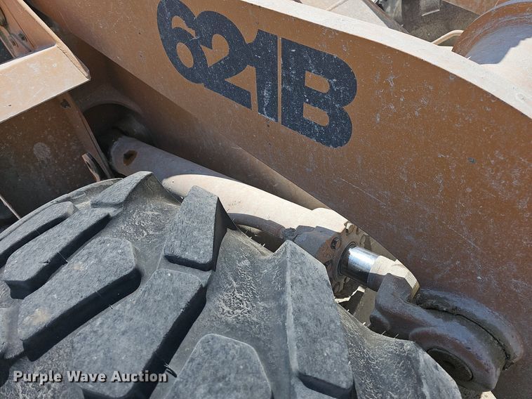 image for item LW9573 1996 Case 621B  wheel loader