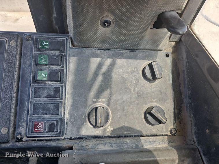 image for item LW9573 1996 Case 621B  wheel loader