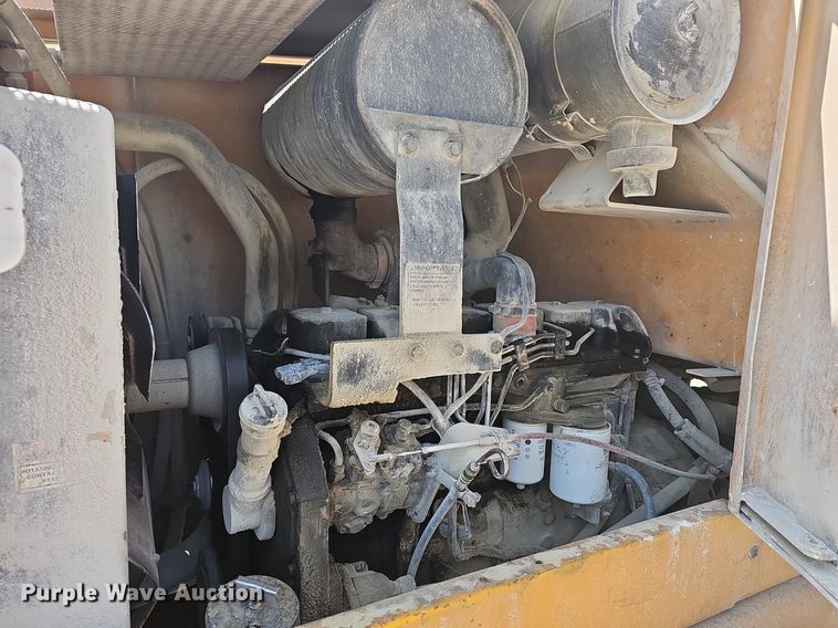 image for item LW9573 1996 Case 621B  wheel loader