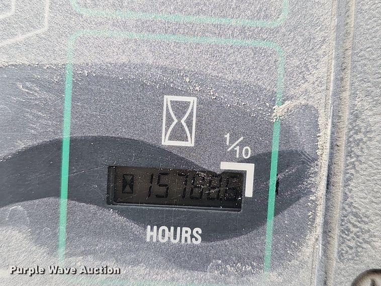 image for item LW9574 1999 Case 621B  wheel loader