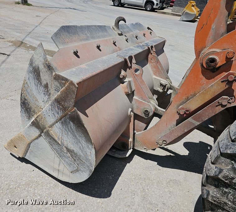 image for item LW9575 1995 Fiat-Allis FR70  wheel loader