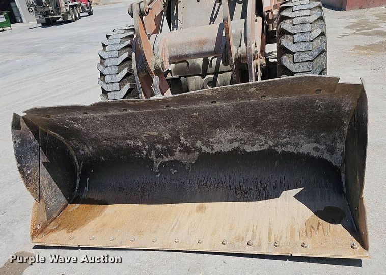 image for item LW9575 1995 Fiat-Allis FR70  wheel loader