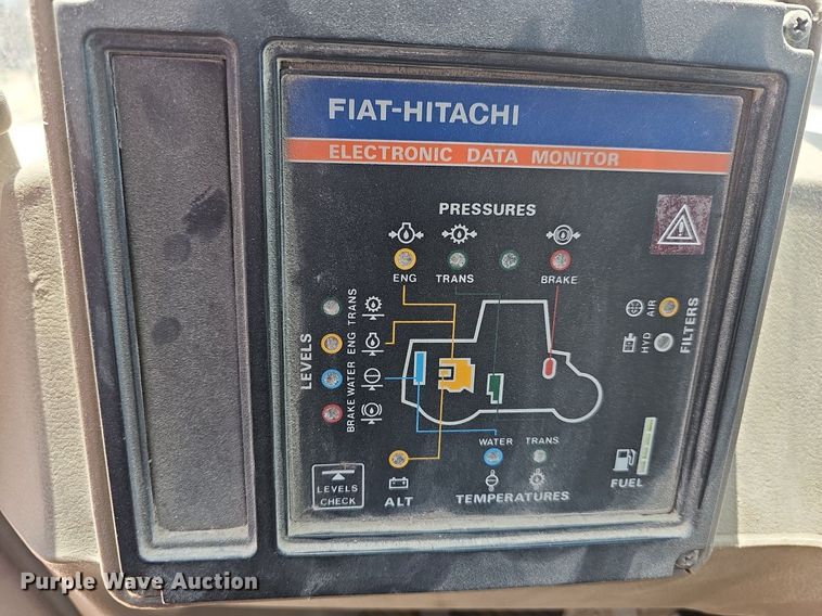 image for item LW9575 1995 Fiat-Allis FR70  wheel loader