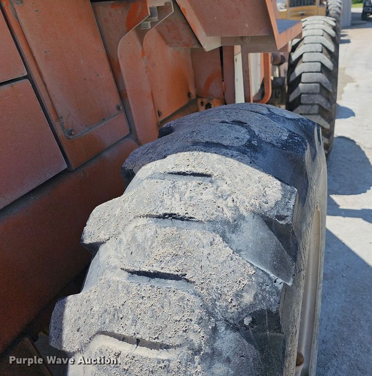 image for item LW9575 1995 Fiat-Allis FR70  wheel loader