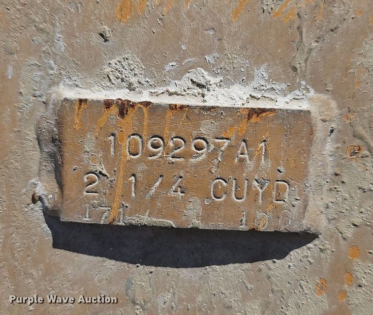 image for item LW9576 1996 Case 621B  wheel loader