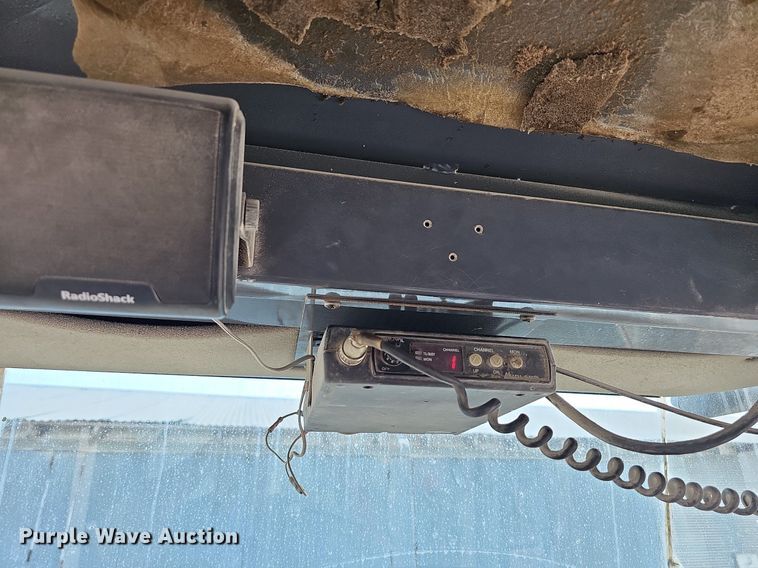 image for item LW9576 1996 Case 621B  wheel loader