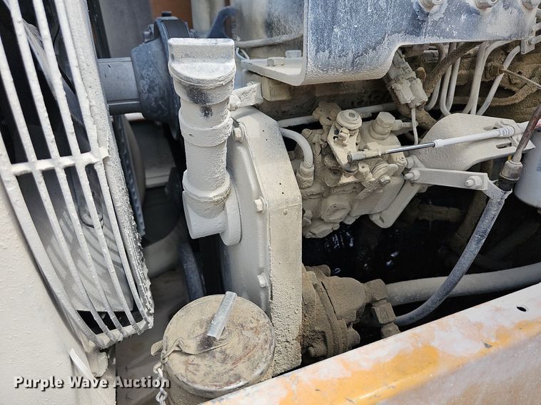 image for item LW9576 1996 Case 621B  wheel loader