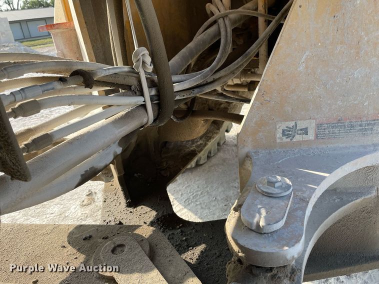 image for item MS9756 1993 John Deere 644G  wheel loader