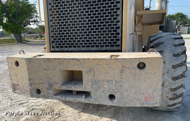 image for item MS9756 1993 John Deere 644G  wheel loader