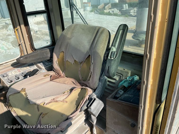 image for item MS9756 1993 John Deere 644G  wheel loader