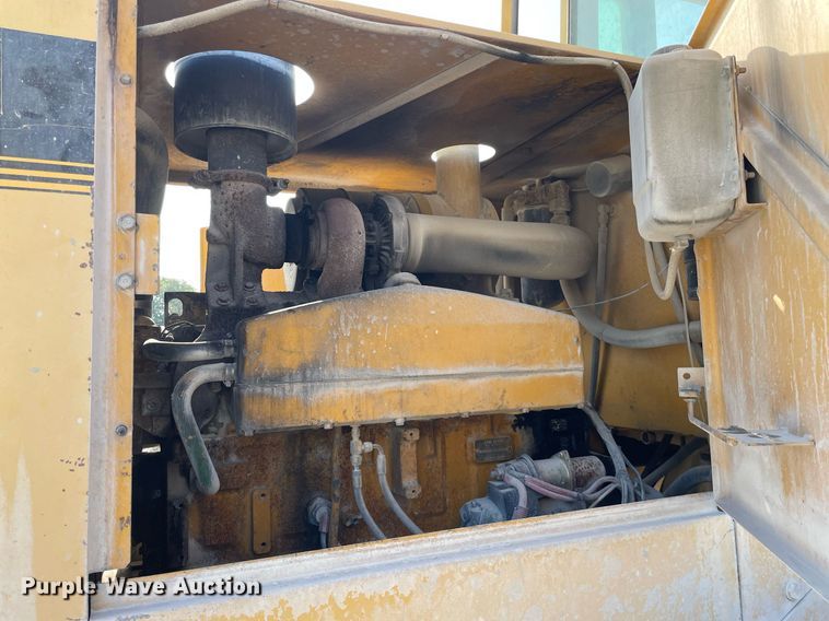 image for item MS9756 1993 John Deere 644G  wheel loader