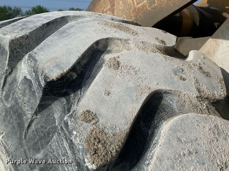 image for item MS9756 1993 John Deere 644G  wheel loader